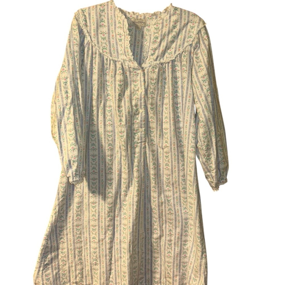 Lanz of Salzburg CLASSIC Blue TYROLEAN STRIPE FLANNEL WALTZ NightGown Small s